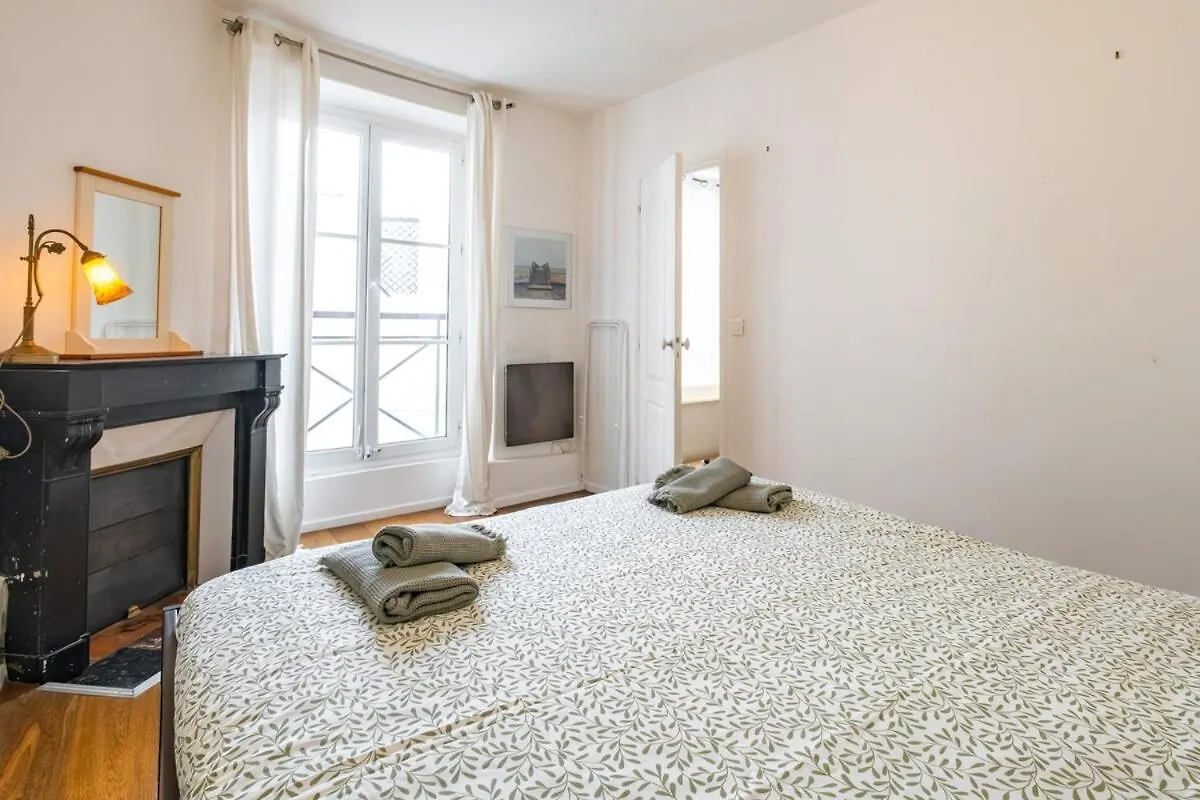 Apartamento 6 Guests Flat - Jardin Des Plantes París 0*,
